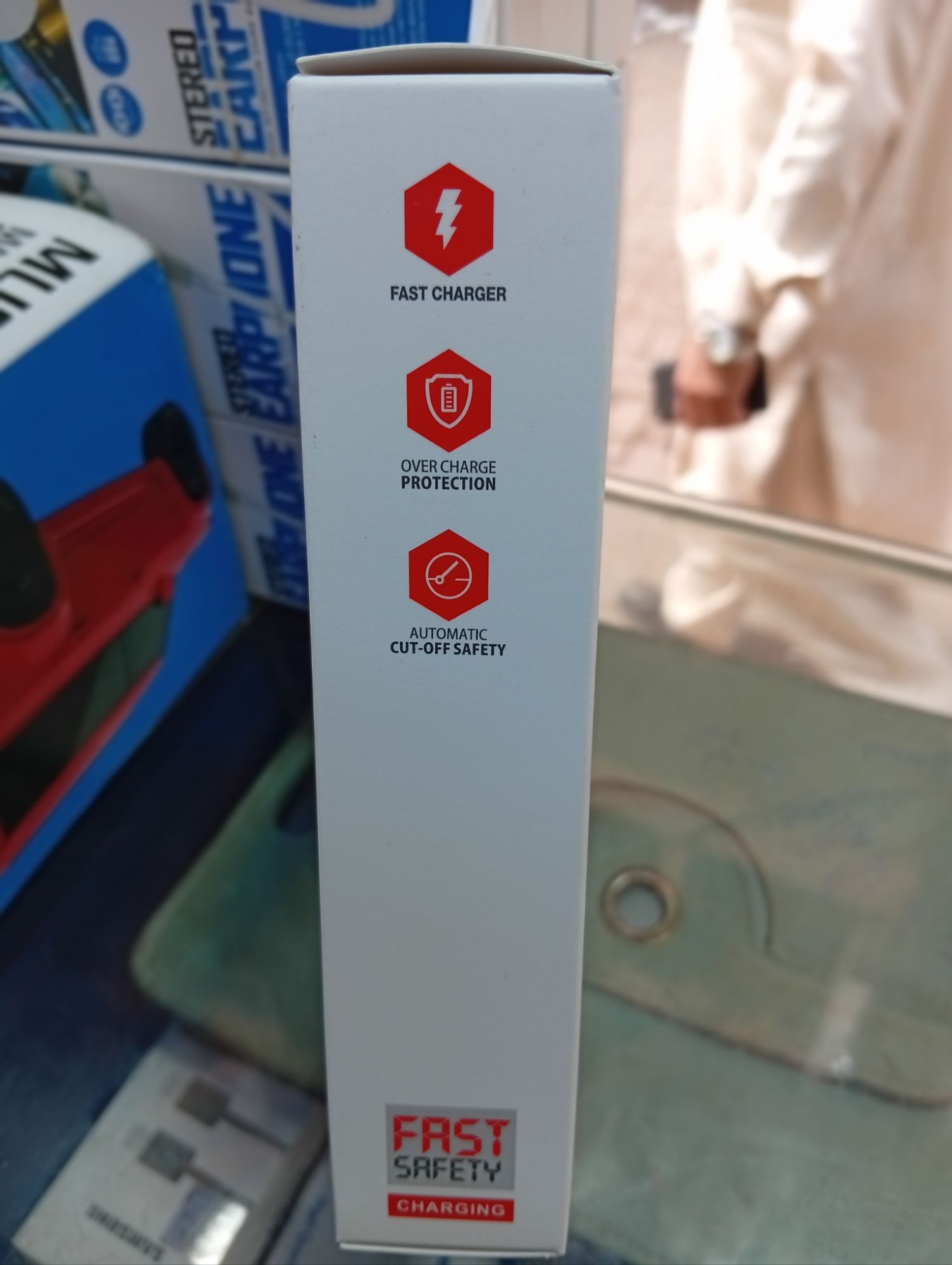 7Days 80W Model:X Super Fast Charger with VOOC Turbo Flash Charge technology.