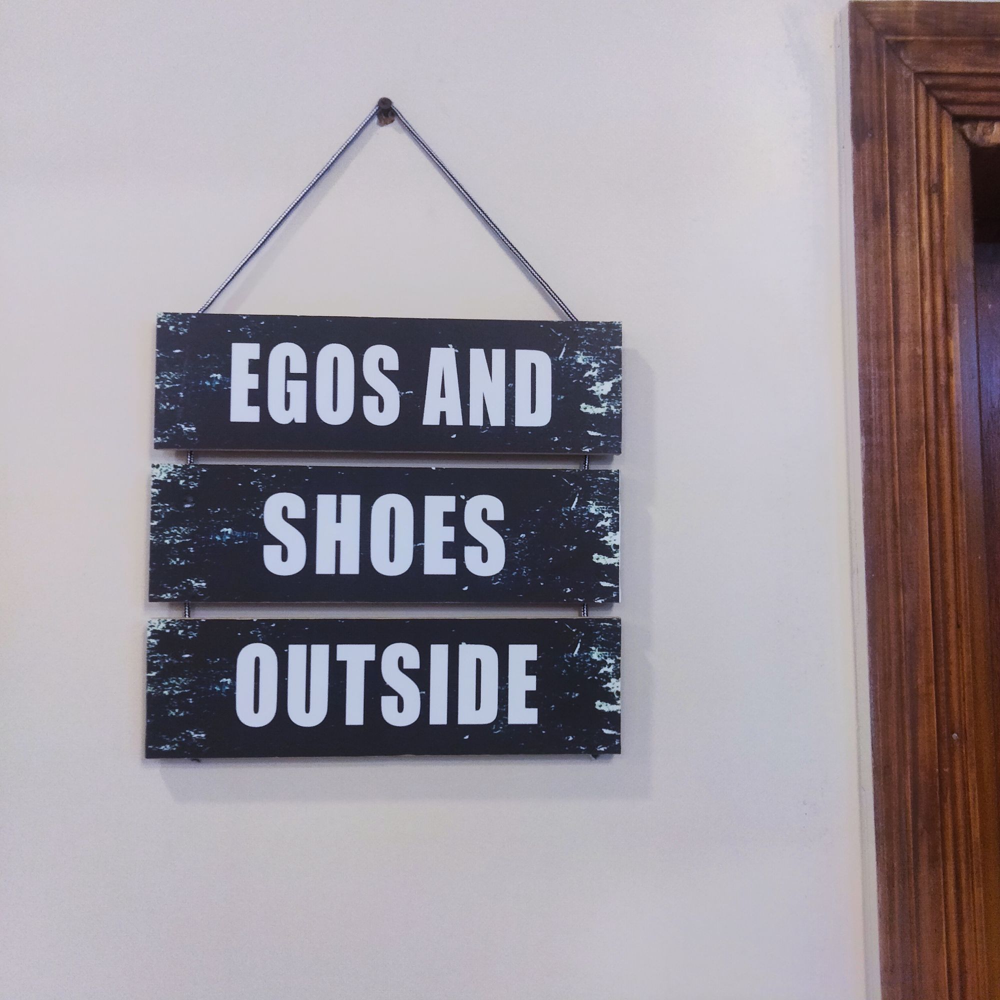 Home decoration 3 step quotation wooden hanging ego and shoes outside room home and office entrance wooden hanging