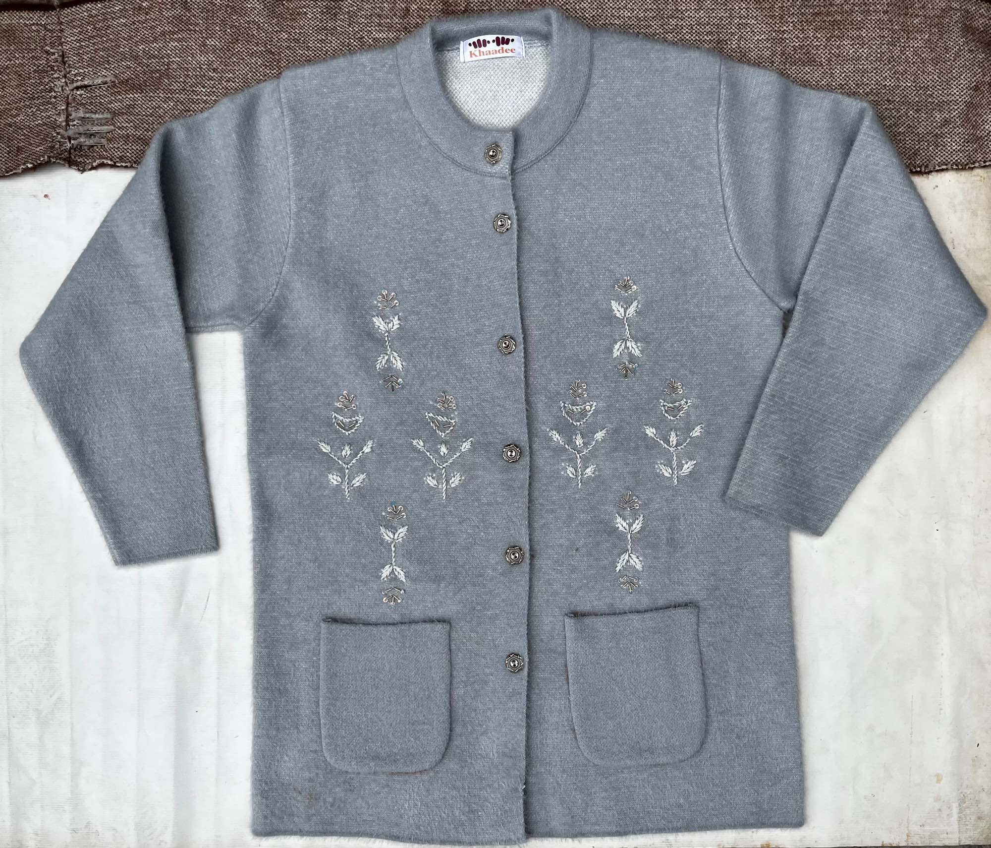 Women’s Full-Sleeve Wool Sweater Soft Knit Cardigan with Coat Collar