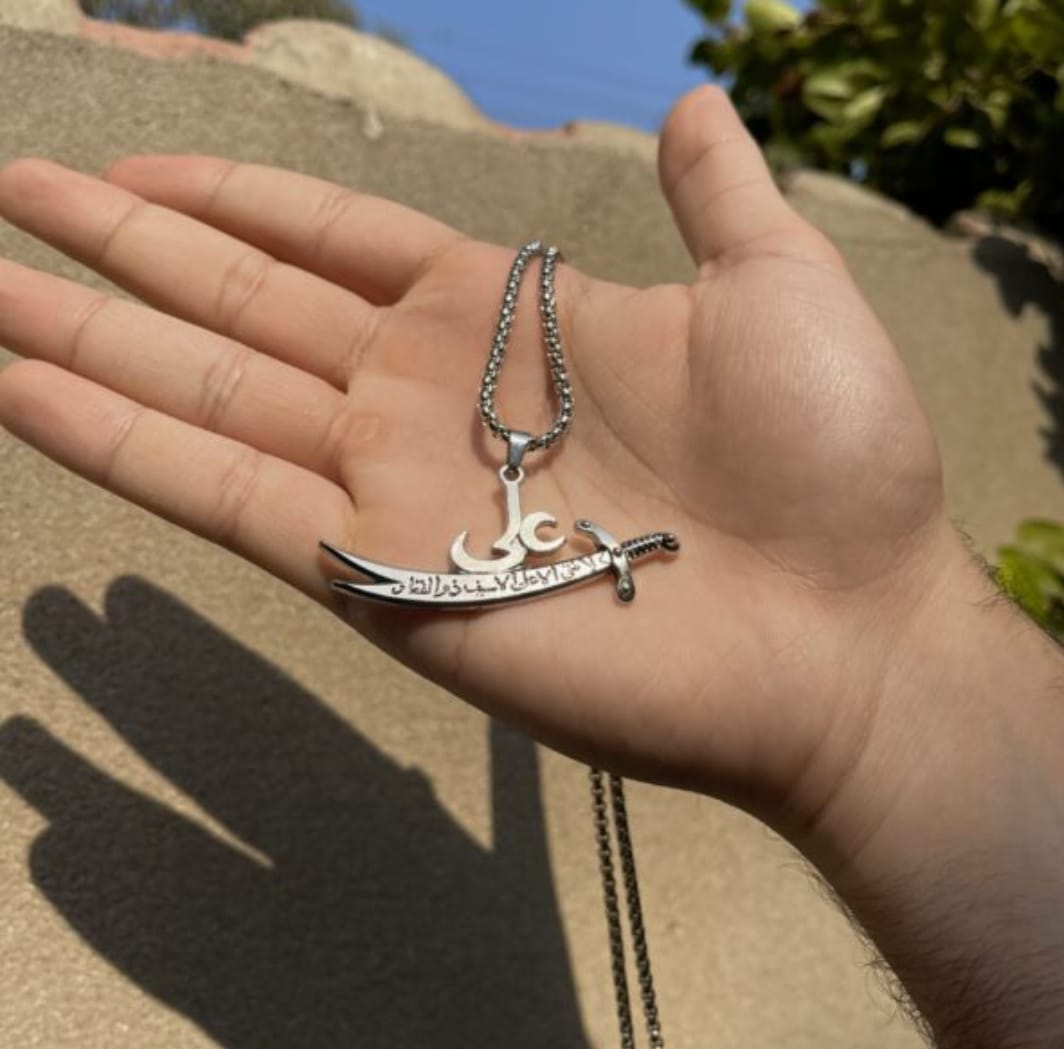 NEW TREND STAINLESS STEEL HAZRAT ALI SOWARD  NACKALACE/LOCKET /PANDENT FOR MEN /WOMEN