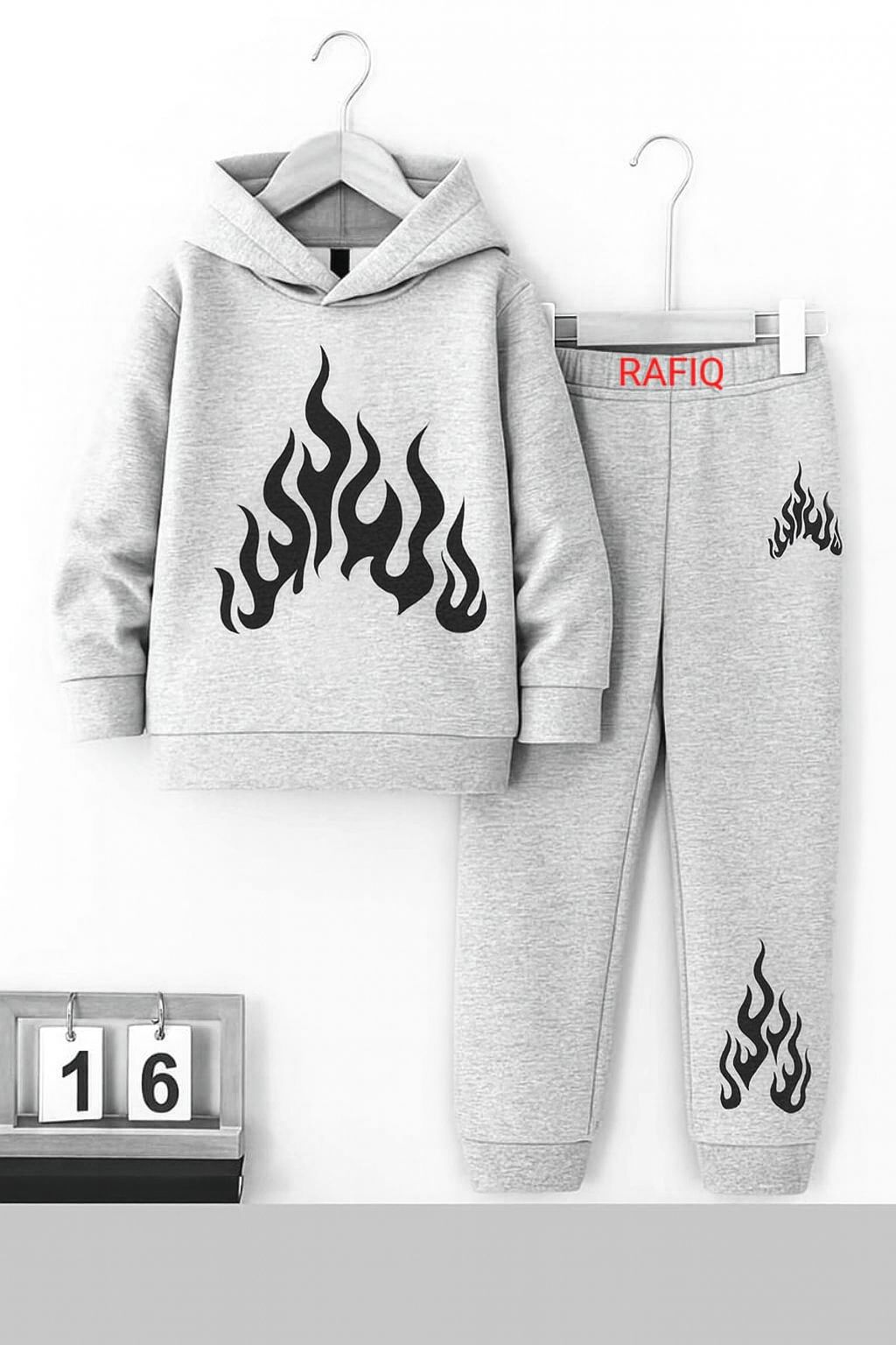 KIDS WINTER TRACKSUIT(HOODIE TROUSER FOR KIDS )./WINTER FIRED PRINTED TRACKSUIT FOR KIDS

 SPECIALITY: HIGH QUALITY KANGAROO POCKET HOODIE

 KIDS SPECIAL ZIP POCKETS TROUSER 

LONG LASTING PRINTED/WINTER HOODIE TROUSER FOR KID'S