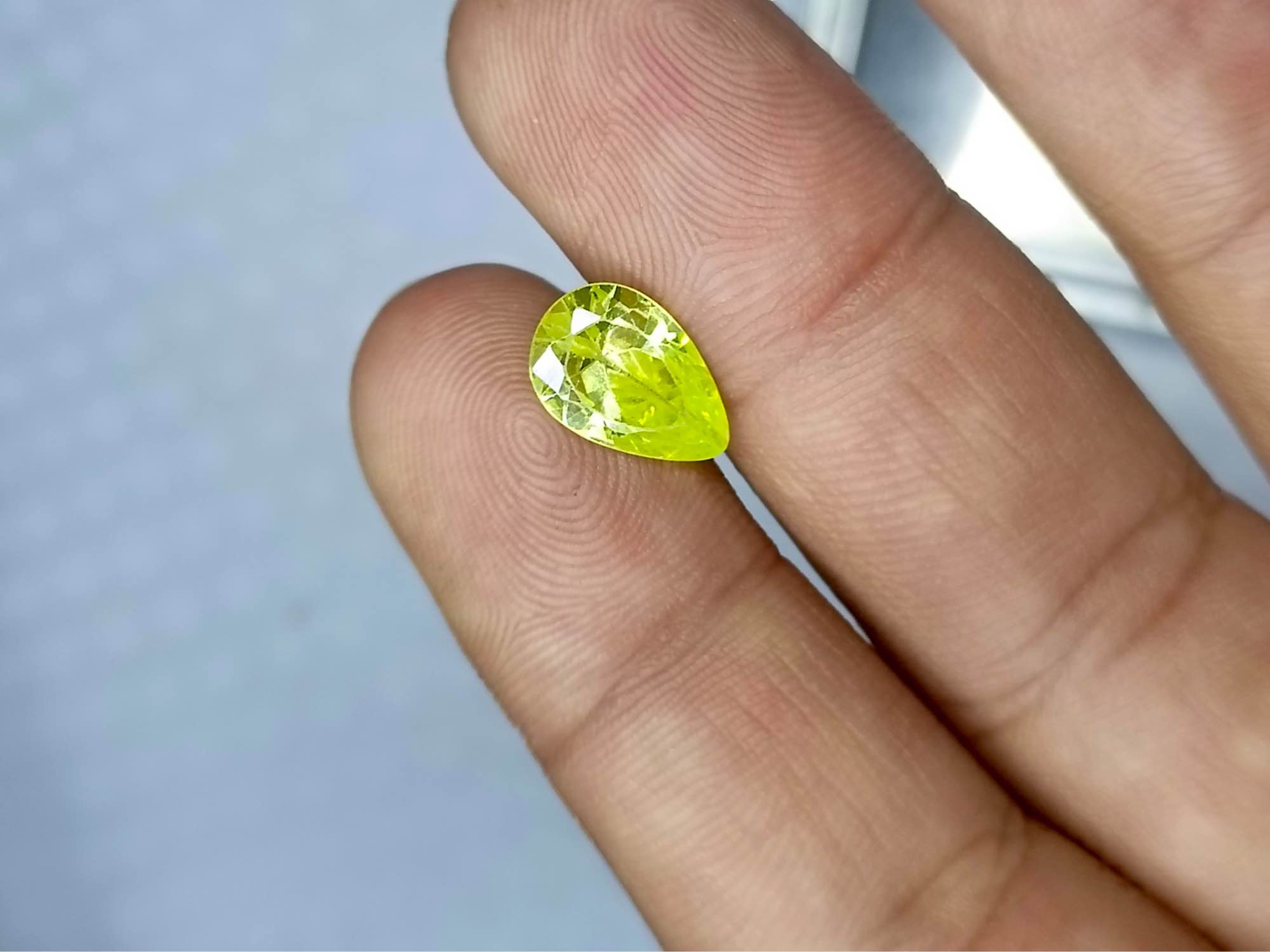 Premium Quality Multicolor Zircone stone Premium Quality Zircone Stone  Machine Cut Diamond Shape/High Quality/Stone/Gemstone/Zircone Stone/Zircone Gemstone.
