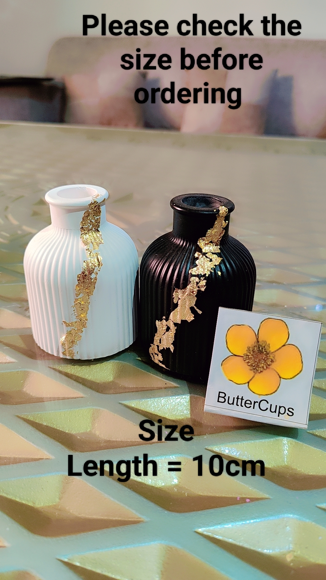 Pack of 2 ceramic mini Vases White & Black with gold leaves  size 10cm