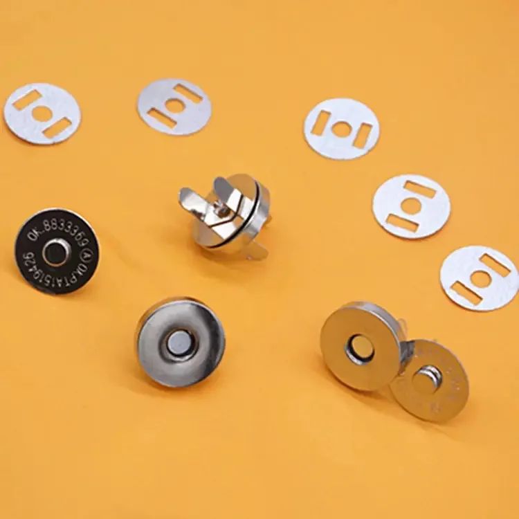 4x10sets/lot Magnetic Snap Fasteners Clasps Buttons Handbag Purse Wallet Craft Bags Parts Accessories Adsorption Buckle 15mm &18mm 4x10sets/lot Magnetic Snap Fasteners Clasps Buttons Handbag Purse Wallet Craft Bags Parts Accessories Adsorption Buckle 18mm