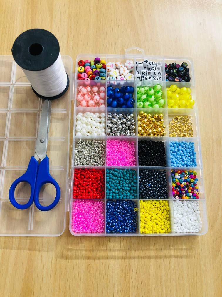DIY Round Multi Beads Box with Crystal Thread Tag