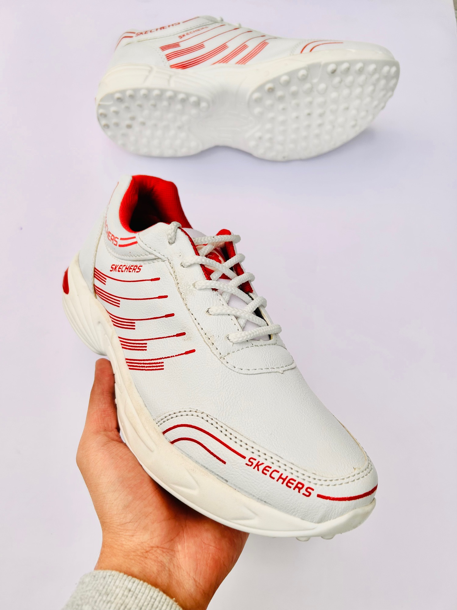 New best fashionable running sports shoes for men Daraz.pk