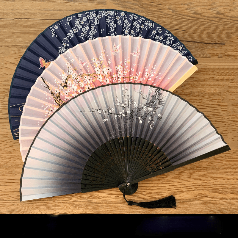 1Pc Vintage Silk Folding Fan Retro Chinese Japanese Bamboo Folding Fan Tassel Dance Hand Fan Home Decoration Ornament Craft 