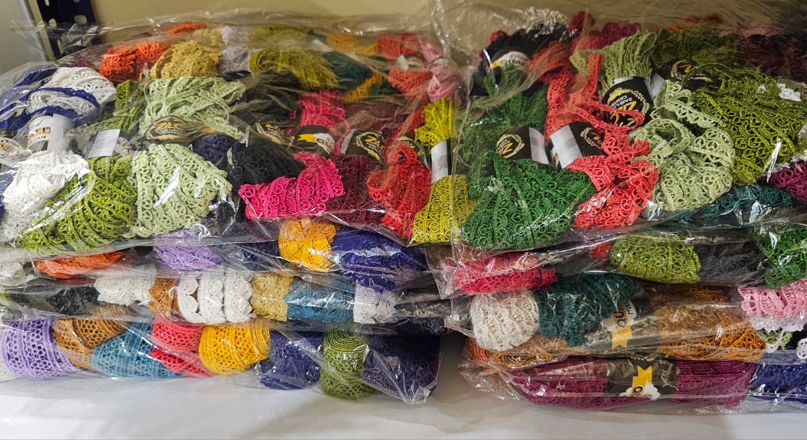 14 yard/Guz premium Quality Shuttle Laces for
Colthes(Available in 20 colours)/GPO