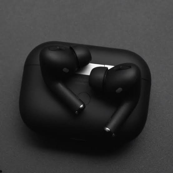 🎧 Black Style Earbuds 🖤 | Wireless Bluetooth | Deep Bass 🔊

🎧 Premium Black Earbuds 🖤 | Clear Sound 🎶 | Touch Control 👆 | Fast Charging ⚡