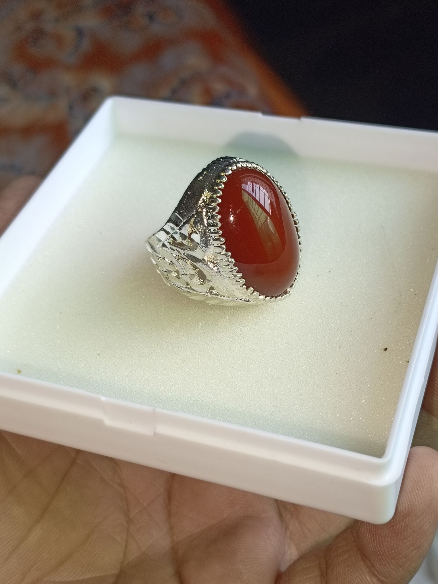 Big Size Ymami Haqeeq Ring different Colours Haqeeq italian rings Big stone ring 100% Orignal Aqeeq/Akik/agate/nag/stone/Gemstone/Haqeeq/yamni Haqeeq Stone/yamni Haqeeq gemstone/aqeeq stone/yamni aqeeq gemstone.