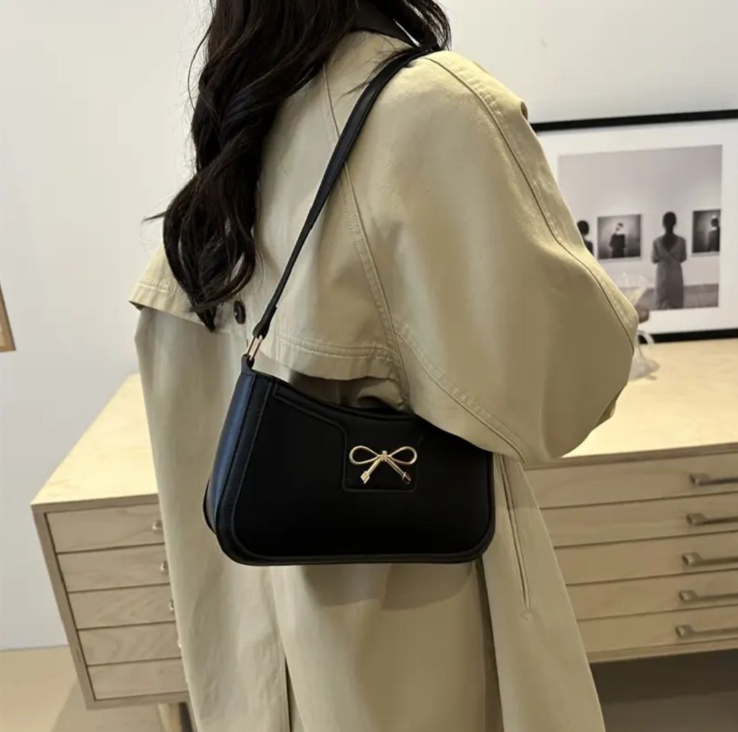 Chic Faux Leather Underarm Shoulder Bag for Women – Large Capacity Summer Handbag with Zipper Closure & Painted Edge