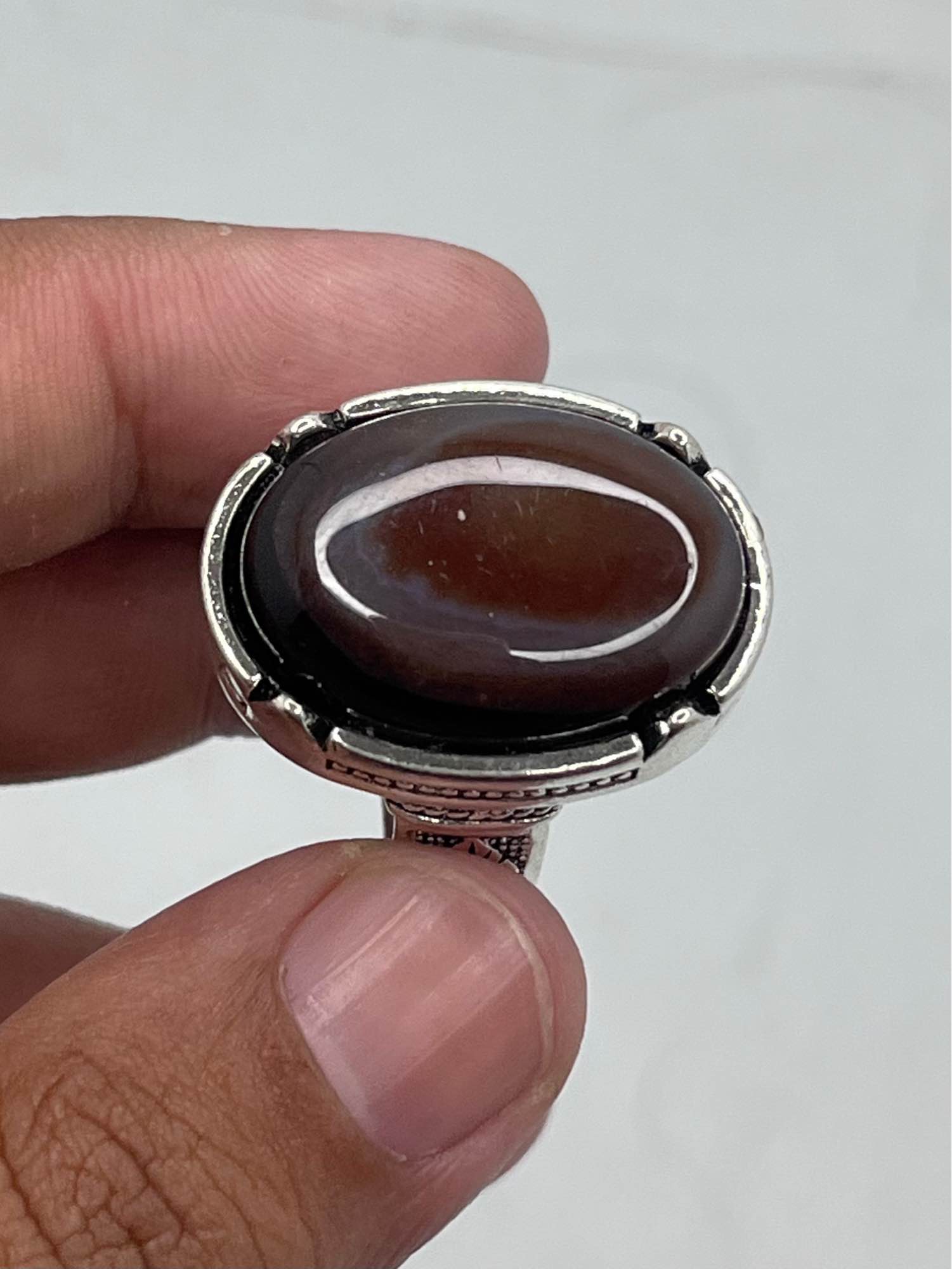 Big Size Ymami Haqeeq Ring different Colours Haqeeq italian rings Big stone ring 100% Orignal Aqeeq/Akik/agate/nag/stone/Gemstone/Haqeeq/yamni Haqeeq Stone/yamni Haqeeq gemstone/aqeeq stone/yamni aqeeq gemstone.