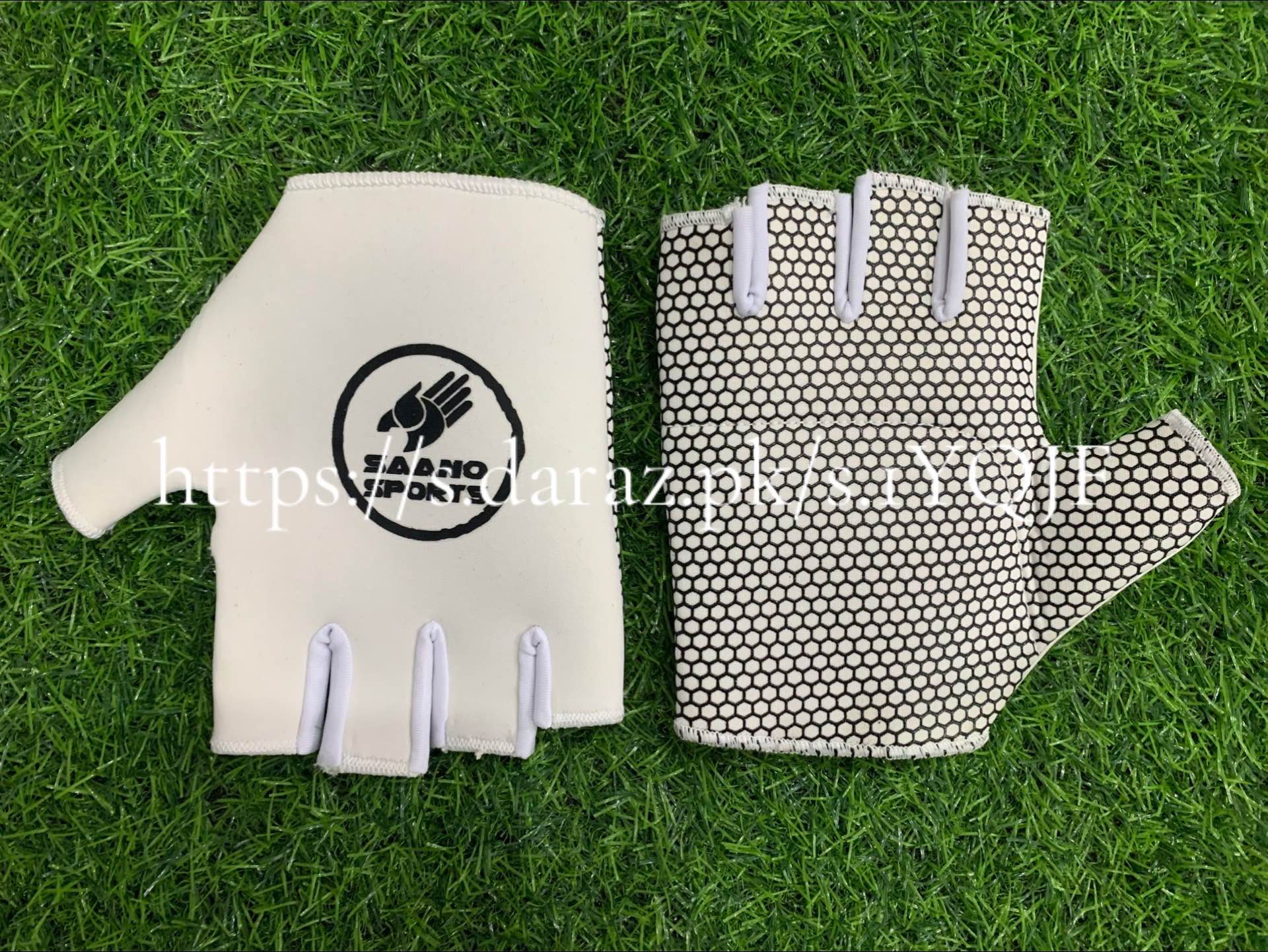 Cricket Fielding Gloves | Professional Cricket Fielding Gloves | Lightweight & Comfortable Sports Gloves | Cricket Training & Match Gloves