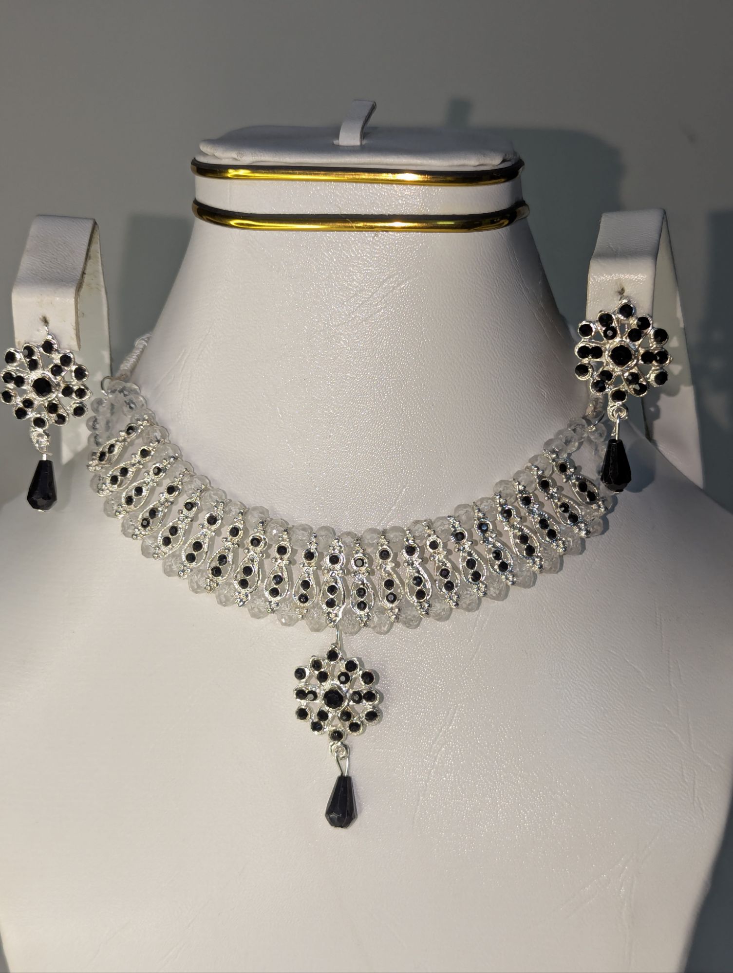 3 pcs silver set  fashionable rhinestones, water droplets, necklaces, earrings, jewelry sets, women's wedding accessories with high quaity earings