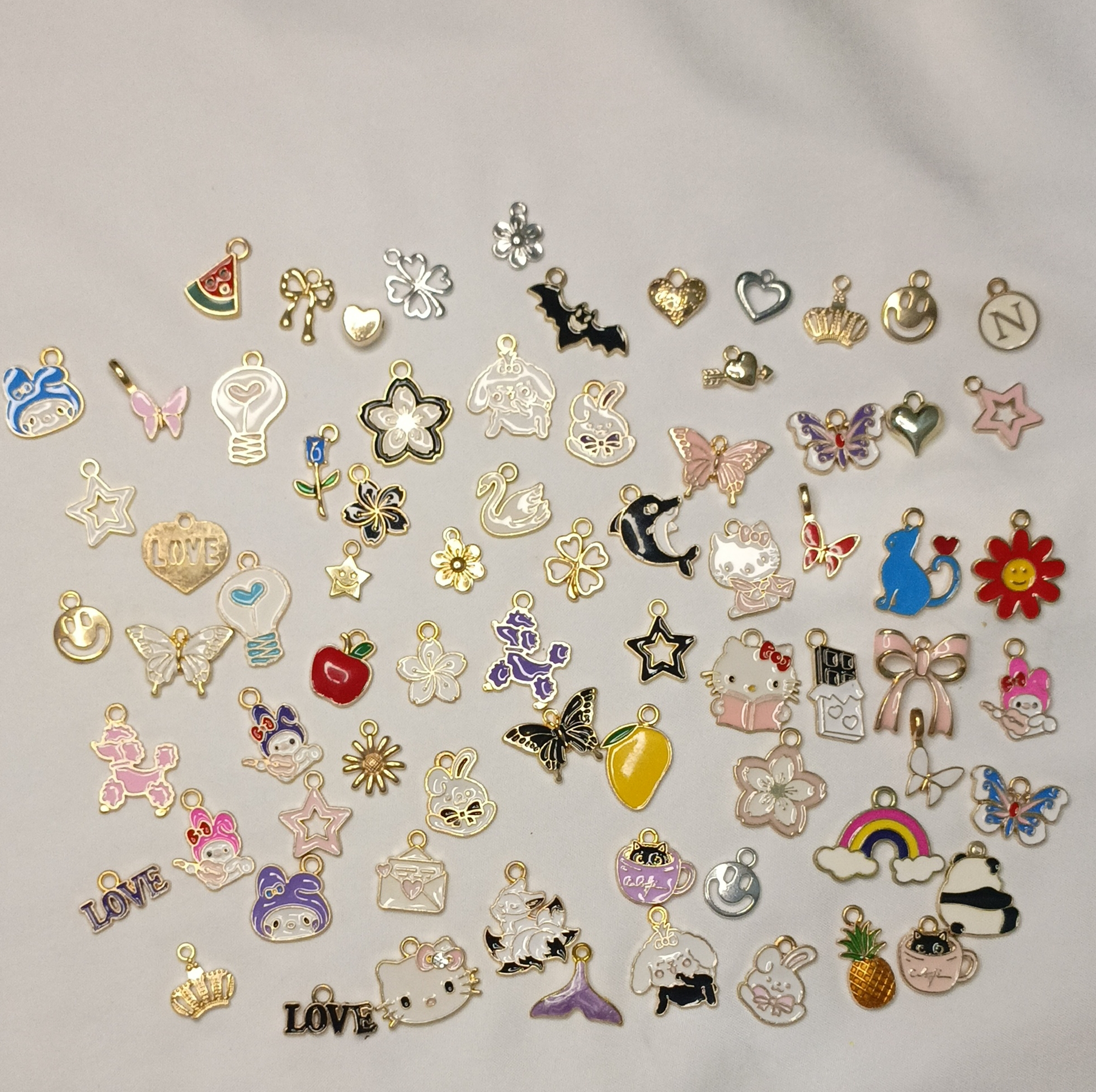 5/10/20/50 Pcs Mixed Enamel Charms – Daisy, Sakura, Heart & Star Pendants | DIY Jewelry Making Accessories for Bracelets, Earrings, Necklaces & Crafts
