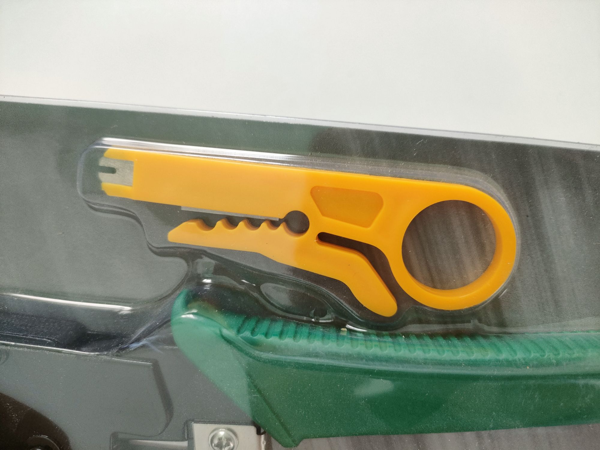 RJ45 3 in 1 Network LAN Ethernet Cable Crimping Tool RJ45 RJ11 RJ12 Crimper Cutter Wire Stripper 8P8C 6P6C 4P4C Multifunction Portable Networking Repair Tool for Cat5 Cat5e Cat6 Cat6A Cat7 Modular Connectors Premium Quality