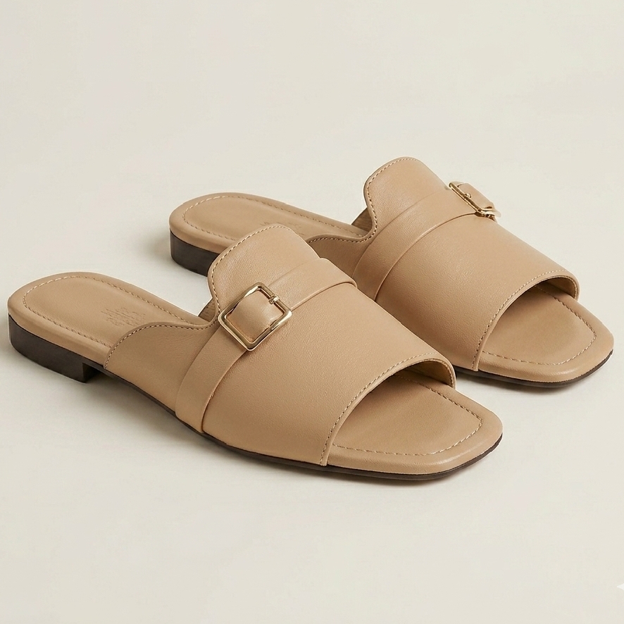 Metro Flat Sandals for Women Chain Decorated Flat Chappals for Ladies