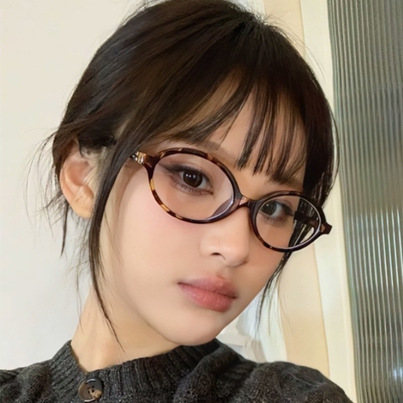 Vintage Retro Style Sunglasses Woman Oval Shape UV400 Protection Women Glasses Anti Blue Eyewear