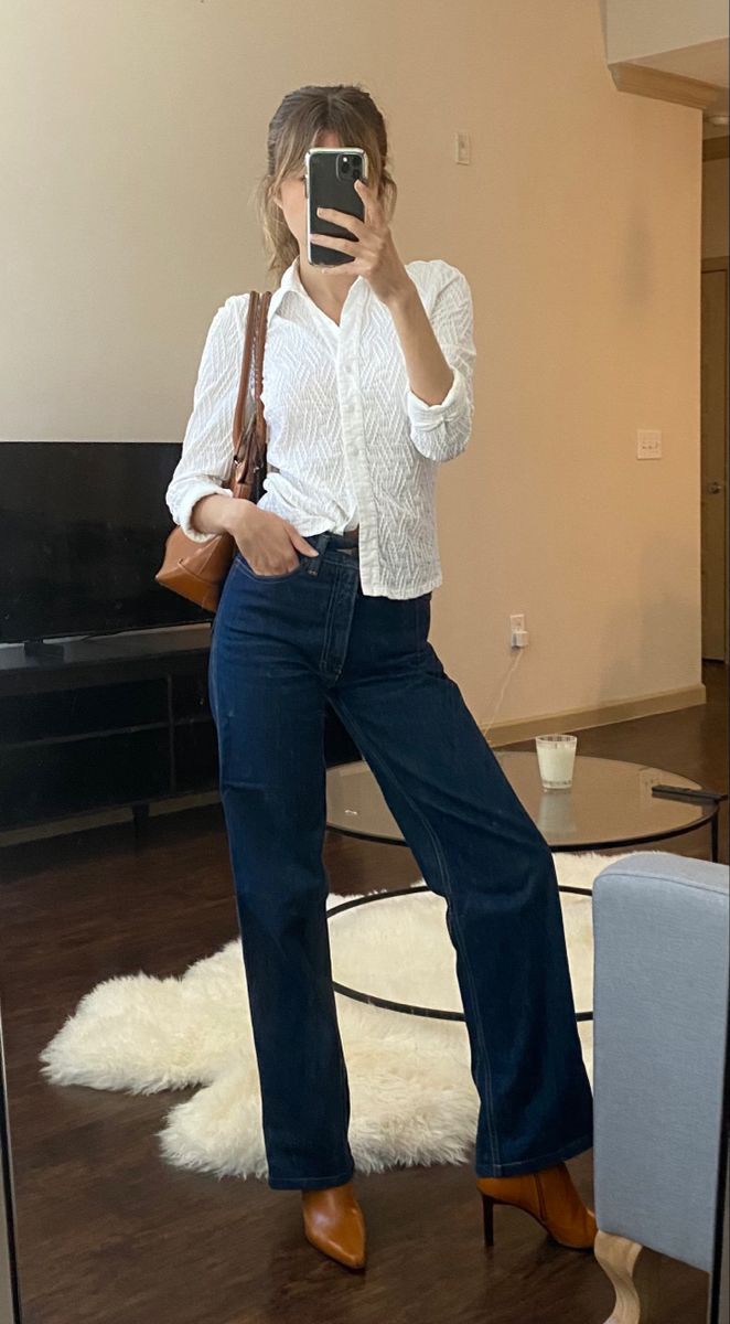 Wide Leg Dark Blue Color Denim Jeans Style For Girls and Women Top Notch Quality For All Seasons