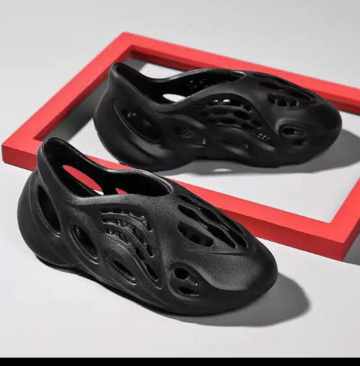 Memory Foam EVA Clogs Running Sandals & Shoes DELUXE "YEEZY" Branded Crocks for Men