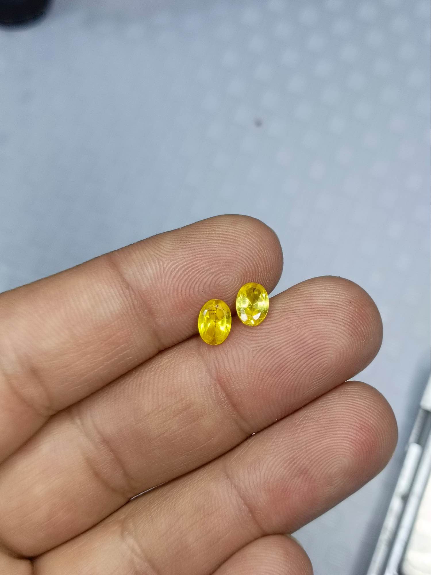 Premium Quality Multicolor Zircone stone Premium Quality Zircone Stone  Machine Cut Diamond Shape/High Quality/Stone/Gemstone/Zircone Stone/Zircone Gemstone.
