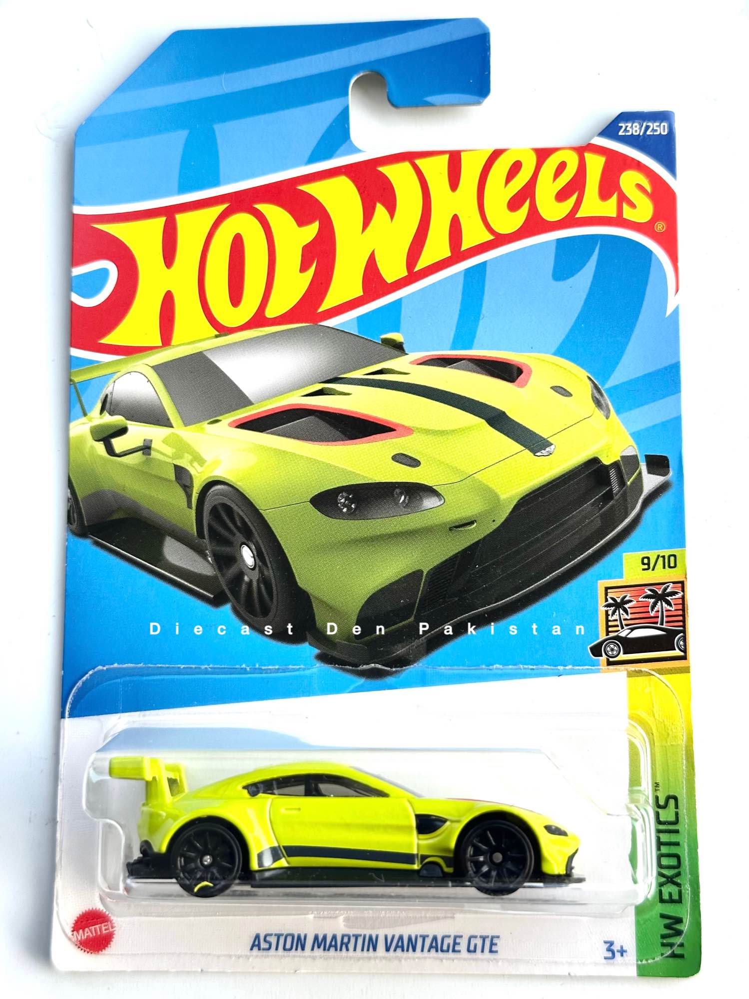 Hot Wheels ASTON MARTIN VANTAGE GTE HW Exotics 1:64 Diecast car