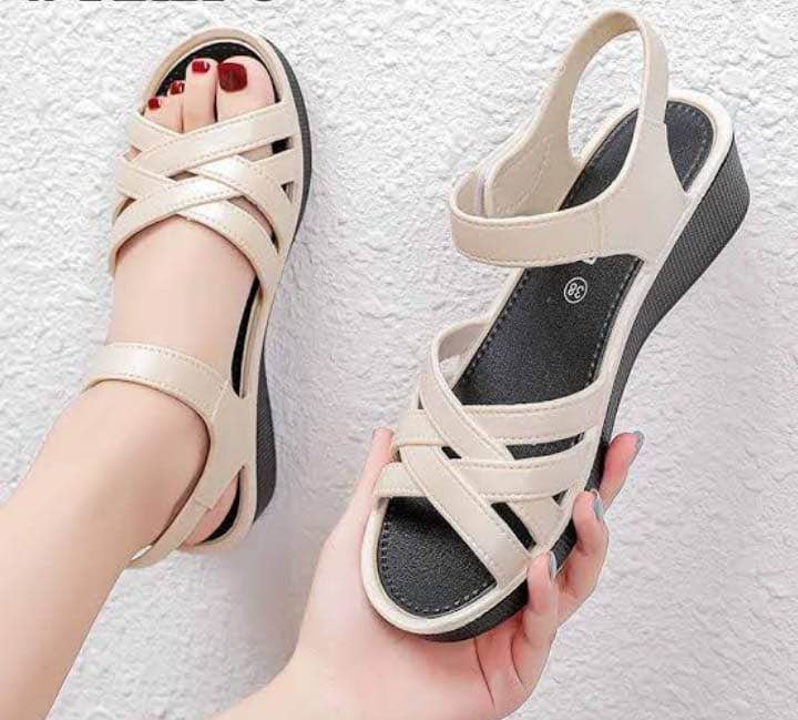 Stylish and fashionable sandel for girls and women