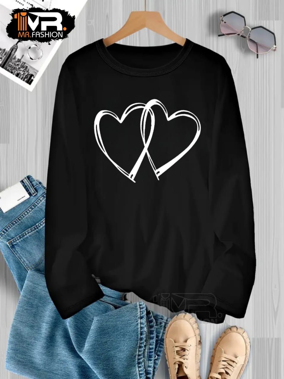Article Name* 
Women's Double Heart Printed Full Sleeves T-Shirt

*