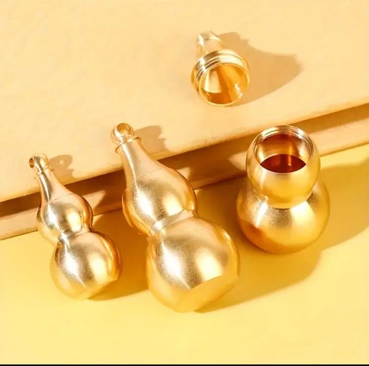 Brass Gourd Keychain Pendant, Medicine Case, Keep Pills Etc, Mini Gourd Open Hollow Copper Pendants, A Storage Locket (See dimensions carefully before order)