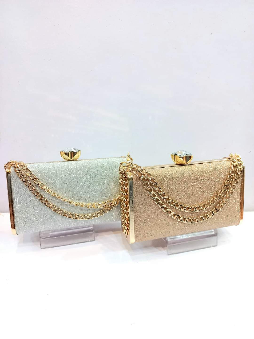 Elegant Luxury Clutch Bag Timeless Design for Evening Glamour