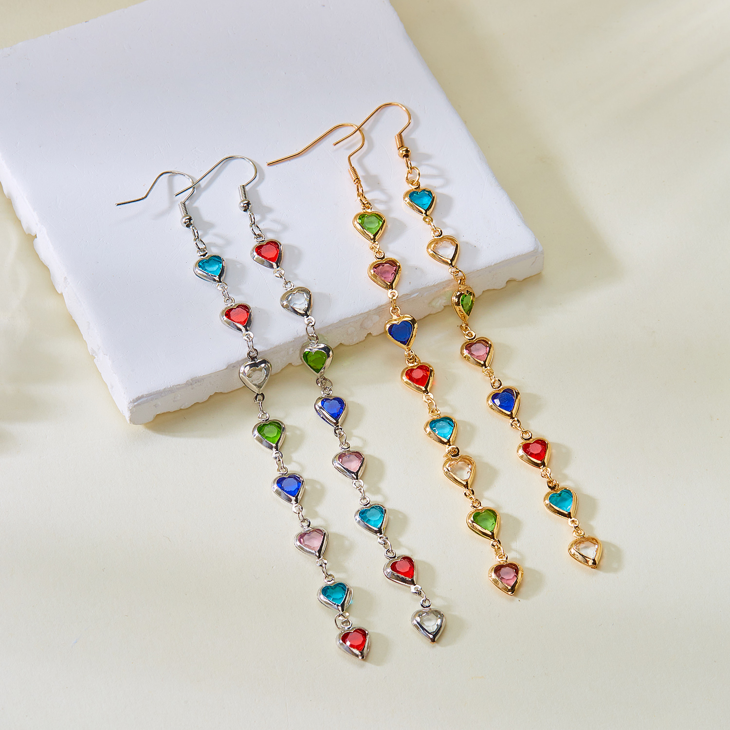 Bohemian Trendy Colorful Love Heart Shape Rhinestone Long Earrings For Women Temperament Crystal Tassel Hanging Earring Jewelry