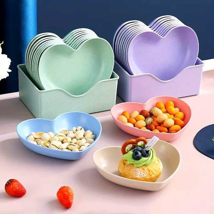 Pack of 10 Heart Shape Plates | Heart Shaped Disposable Serving Plates | Party, Birthday & Event Food Plates | Tableware Set