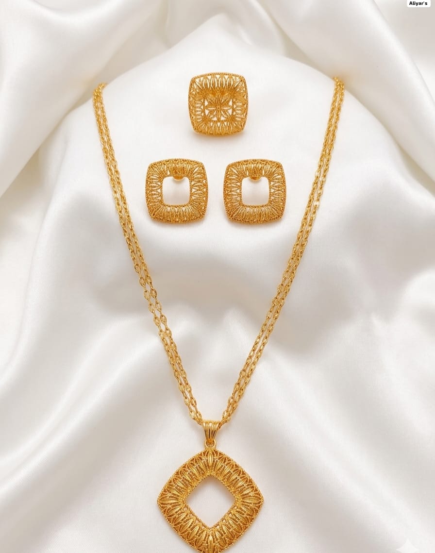 gold coin pendant set
