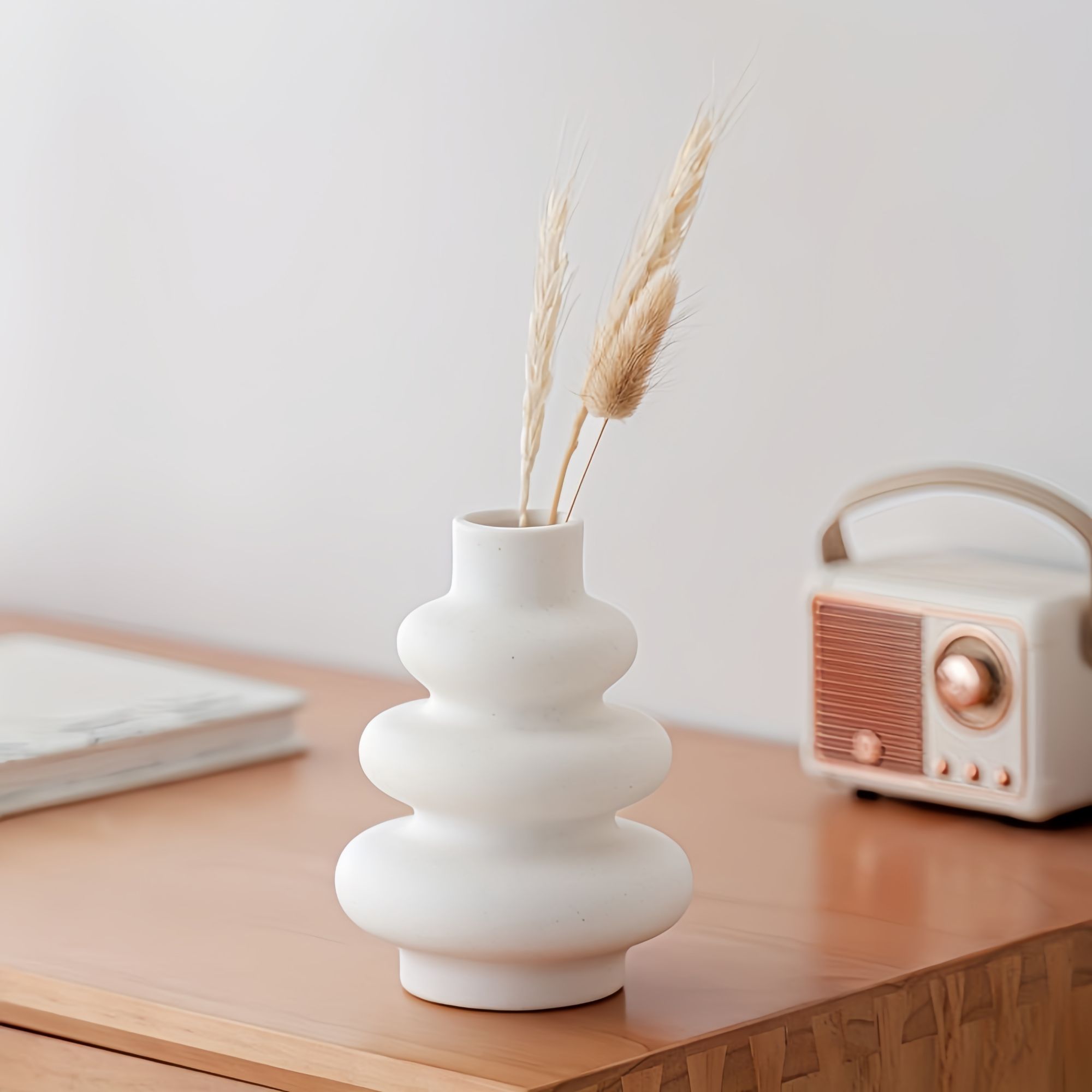 Donut Vase, Small Vase, Small Vase For Table, Vases For Home Decoration, Flower Vases For Room, Flower Vases,  Flower Vase, Vases, Vases Flower,  Home Decoration, Home Decoration Items, Home Decor