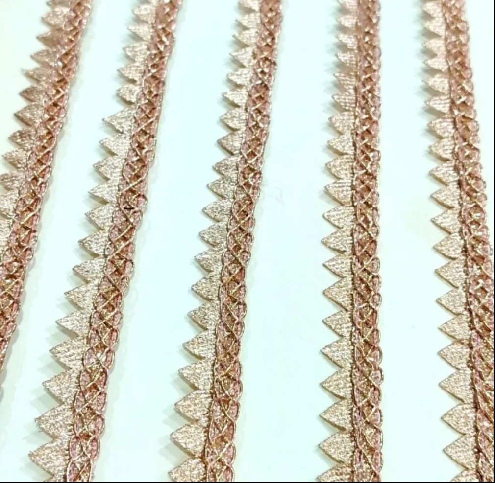 FASHION! 4 YARD ( GAZ) PREMIUM QUALITY FANCY LACE FOR CLOTHES