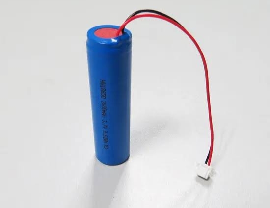 14500 Battery with SM Plug 3.7V 500mAh Rechargeable Lithium Battery for Drone, Shaver, Vacuum Cleaner, Speaker, Flashlight & Electric Toothbrush