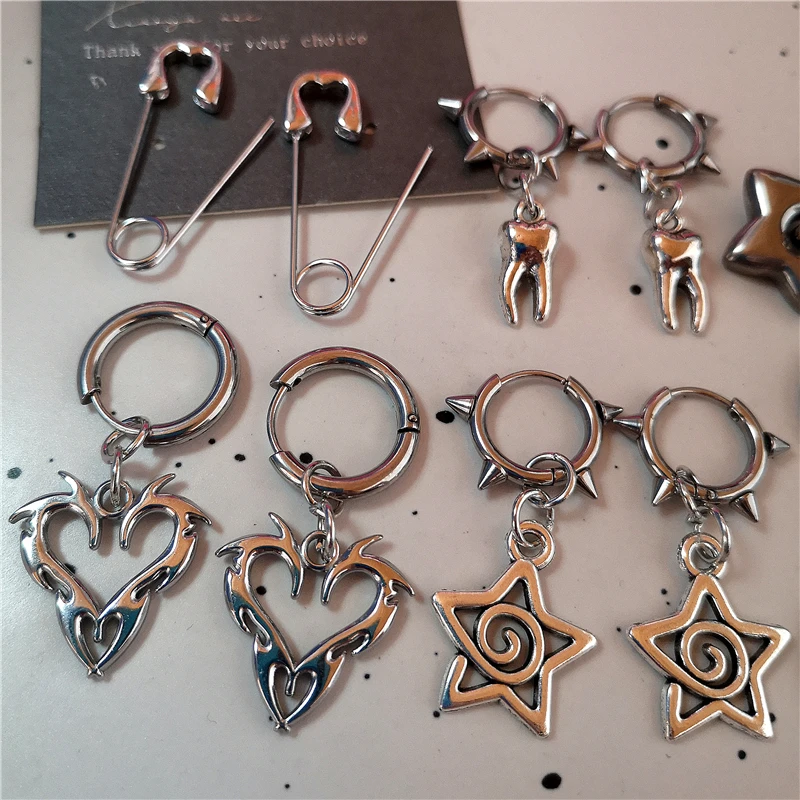 Y2K Punk Safety Pin Tooth Star Heart Spiral Charm Hoop Earrings Set Silver Tone Earrings for Women E-girl Grunge Aesthetic