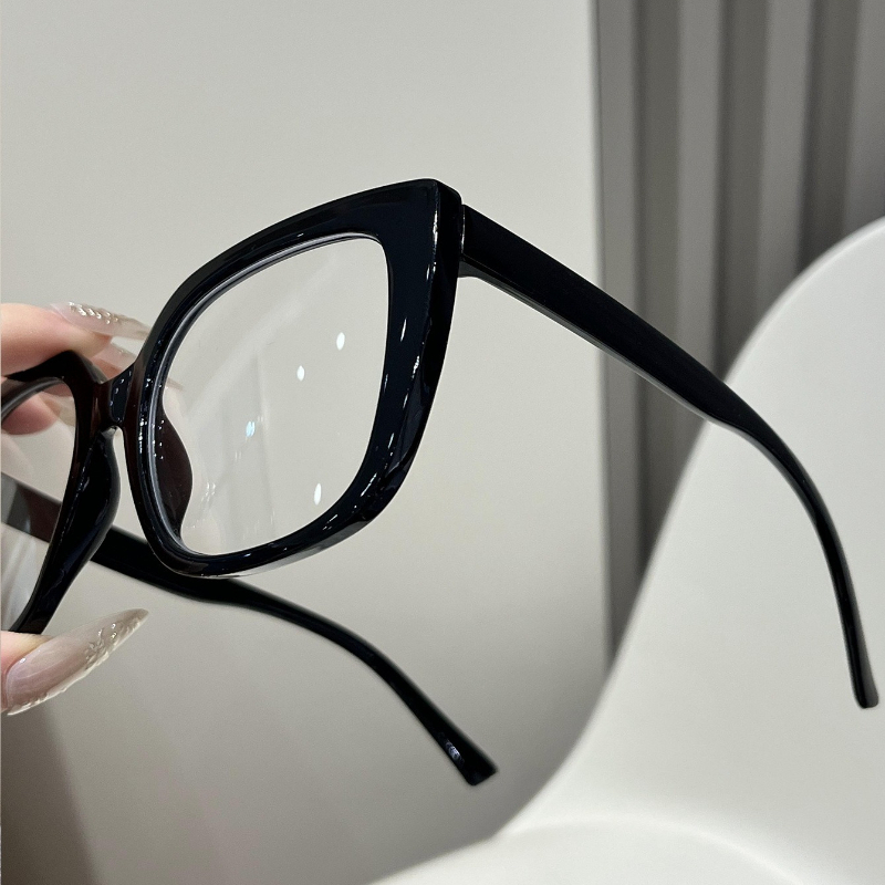 Women Anti Blue Light Oversized Black Frame Vintage Glasses Computer Eyewear Full Frame Transparent Eye Protection Eyepiece