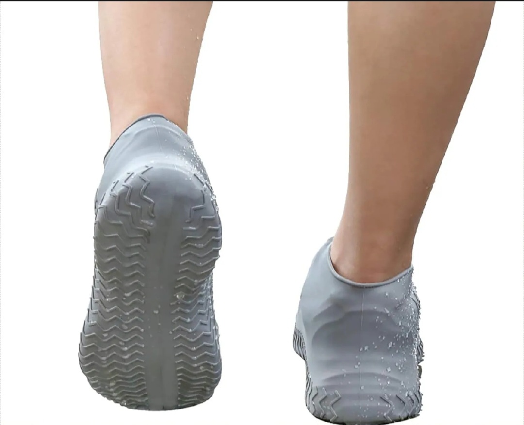 Silicone Non-Slip Rain Boot Shoe Cover | Waterproof & Reusable Shoe Protector | Anti-Slip Elastic Shoes Rain Cover for Men & Women | Perfect for Rainy Season & Travel