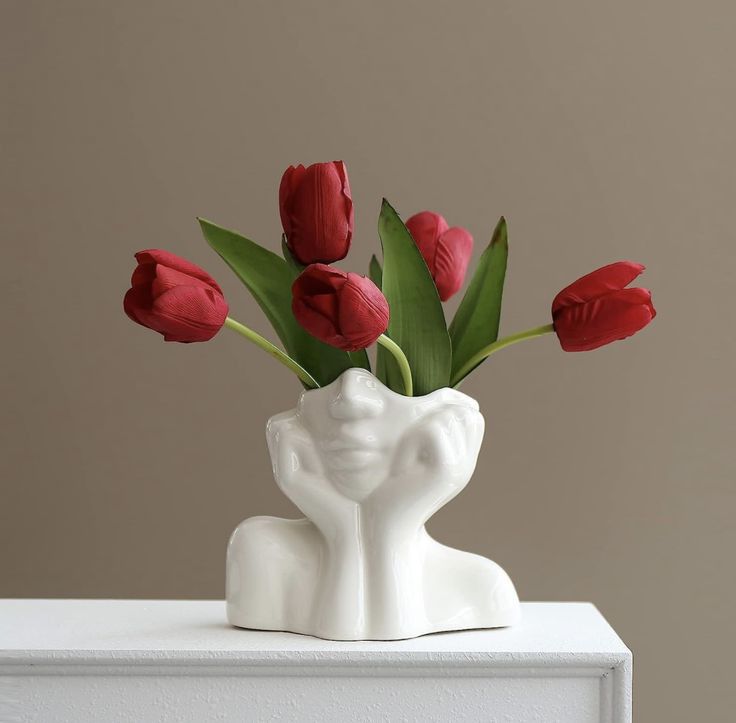 Small Face Sculpture Vase Modern Home Decor