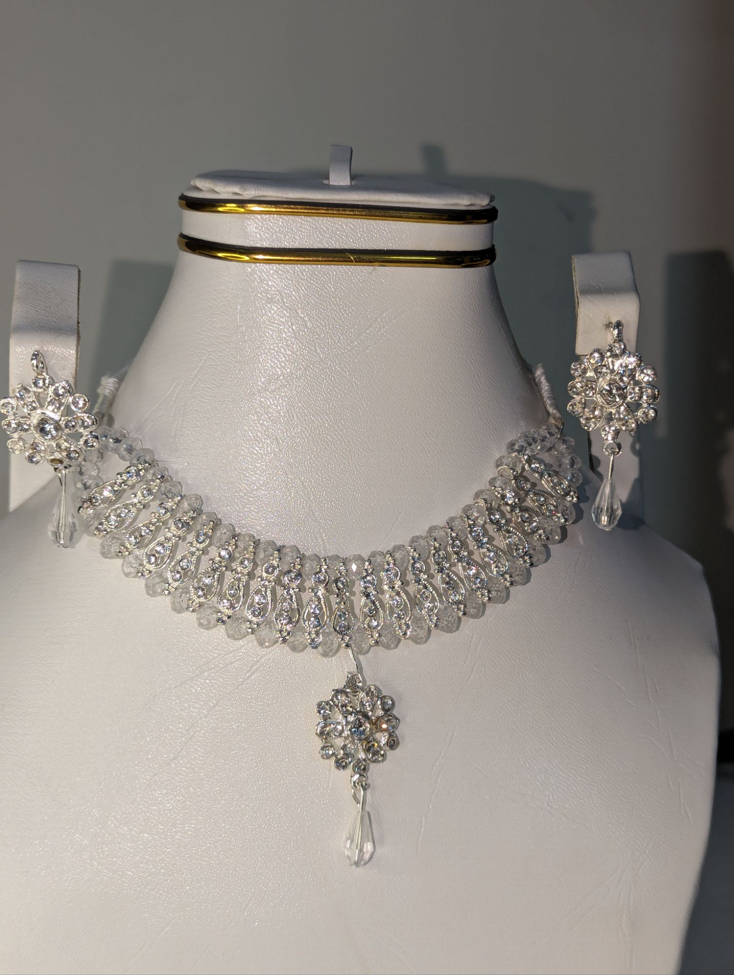 3 pcs silver set  fashionable rhinestones, water droplets, necklaces, earrings, jewelry sets, women's wedding accessories with high quaity earings