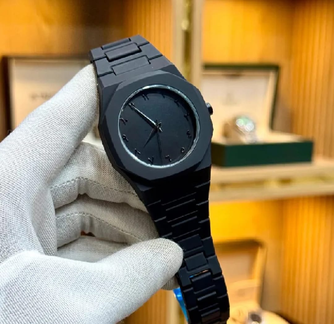 Most Trending Black Aura Watch For Men 100% Original Watch With New Design & 7 straps Smartwatch price in Pakistan