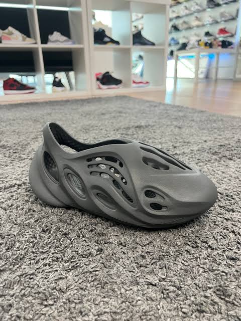 Yeezy Clogs Foam Runner Best Quality Soft and Comfortable