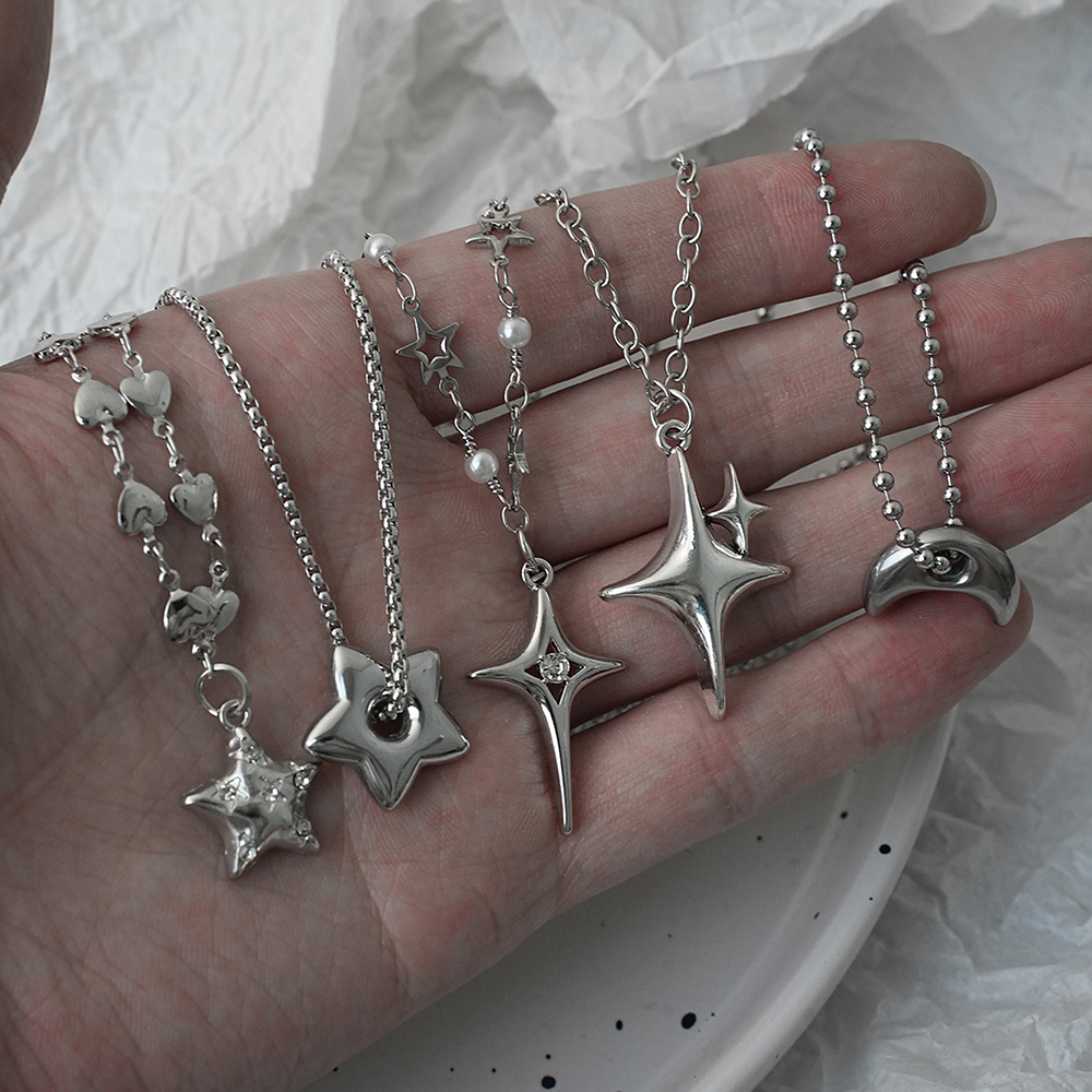 Y2K Mangxing Moon Pendant Necklace Set, Personalized Inlaid Water Diamond Star Love Snake Bone Chain Necklace, Suitable for Wome