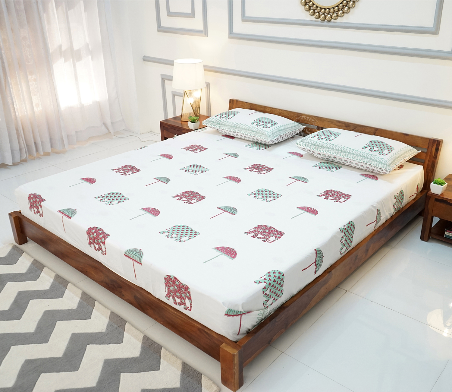 Rico Low Floor Sheesham Solid Wood King Size Bed With 2 Side Tables