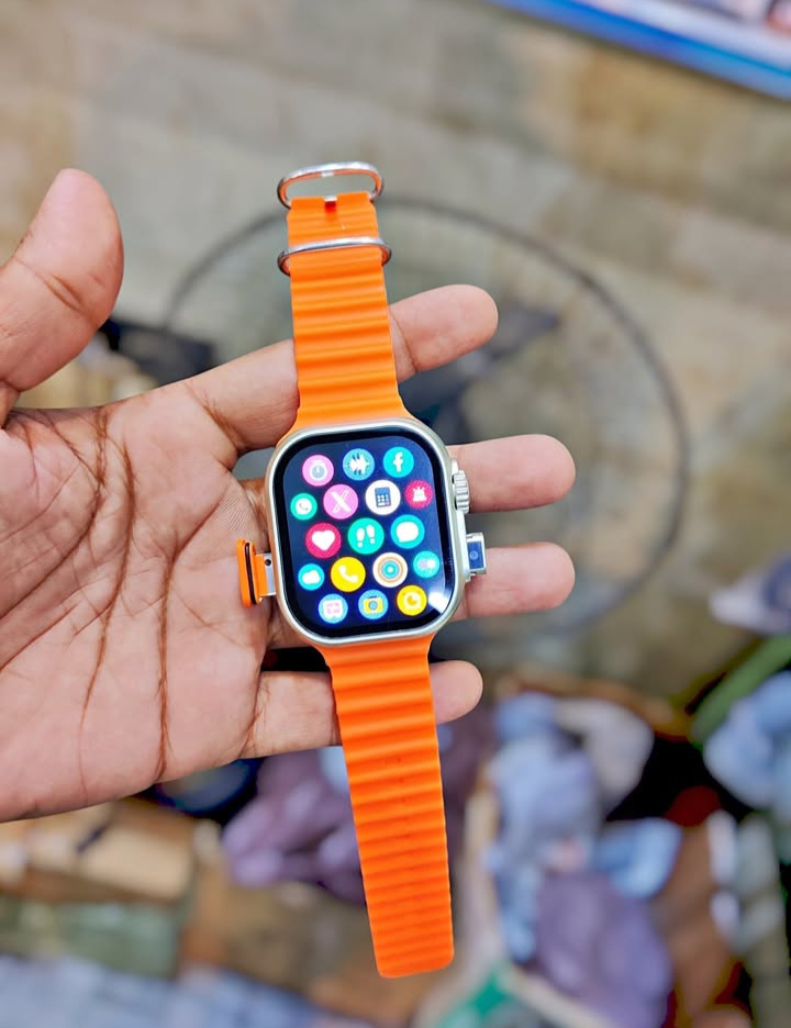 4G ultra smart watch social media app working PTA approved 💯Granteee  display big full Android.