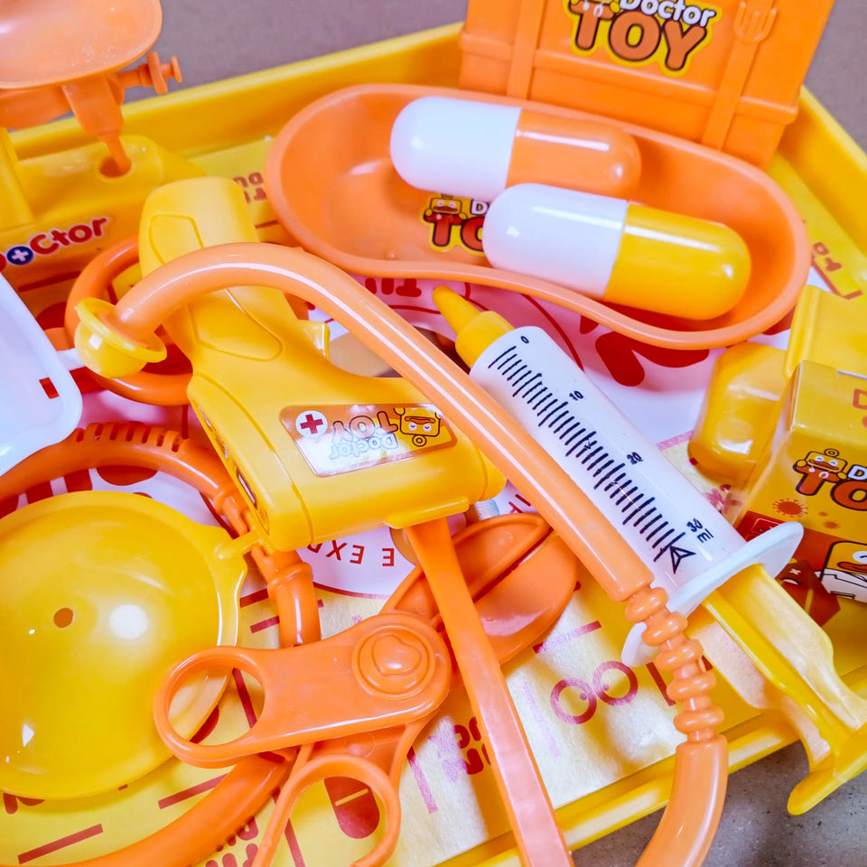 Doctor Pretend Play Set – Medical Kit Toy with Stethoscope,, Medicine Tray, Toy Syringe, Doctor Tools , Educational Role Play Toy for Boys & Girls Ages 3+ image 4
