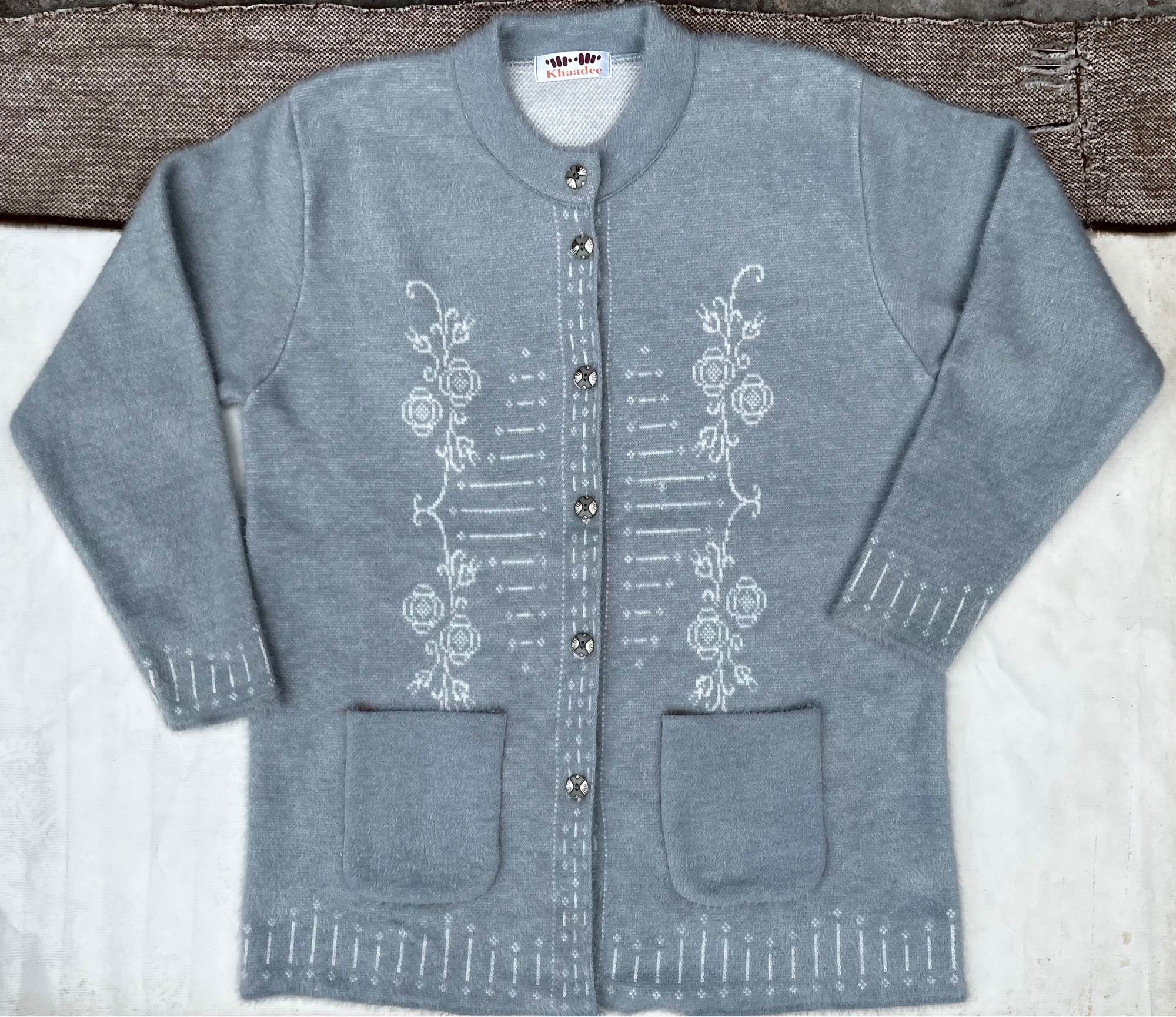 Full sleeves Sweaters for Women soft wool Cardigans