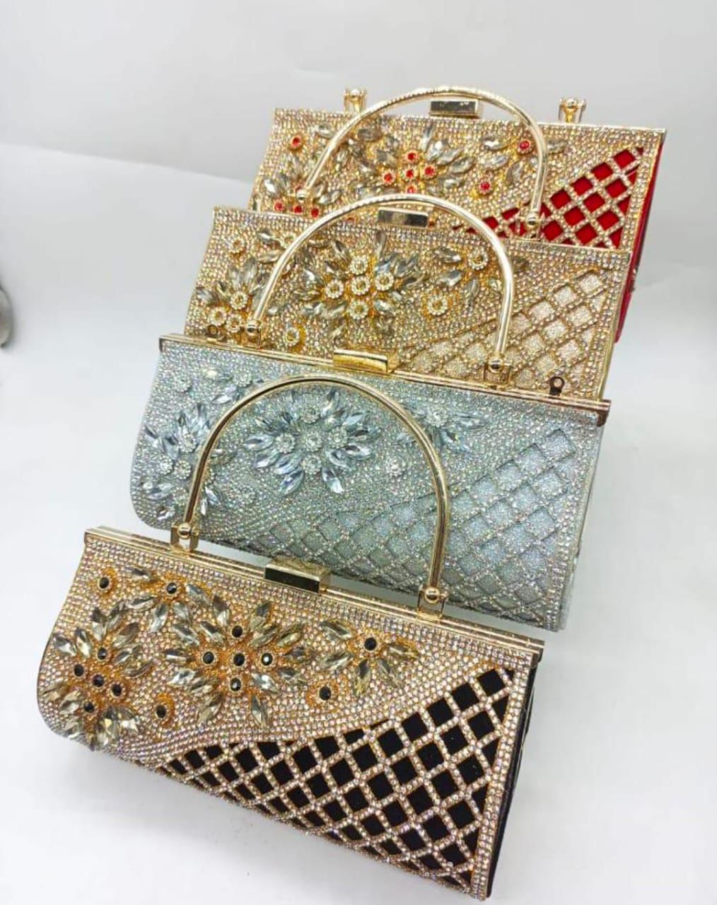 Elegant Luxury Clutch Bag Timeless Design for Evening Glamour