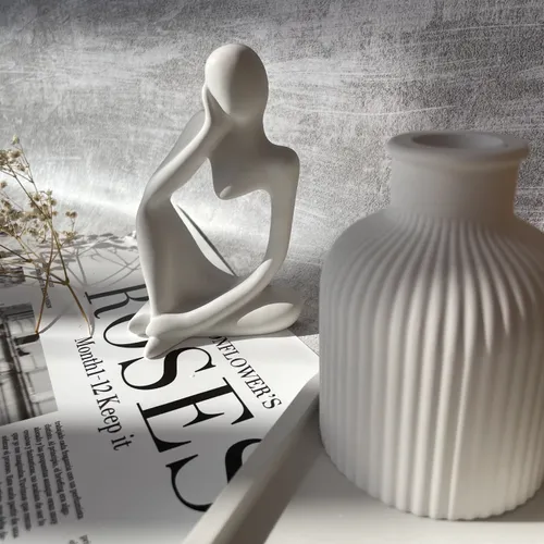 3pc set of Asthetic home decor Thinker statue, Trinket tray and mini bud vase | Storage and gift set
